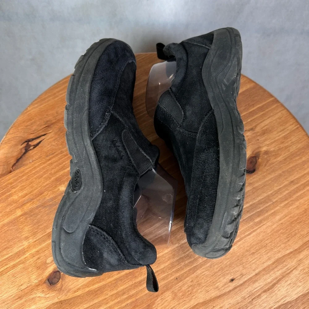 Cabelas Slip On Shoes Mens 10 Black Good Suede CS-3060B-01P Rugged Loafers